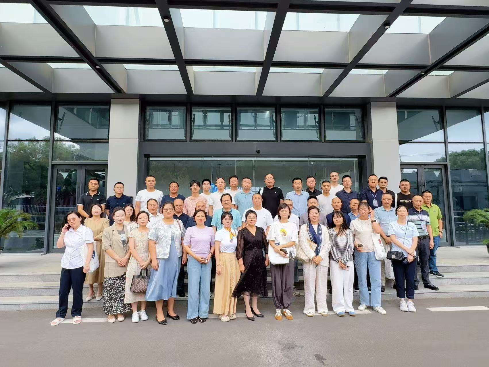 第二期绵阳专精特新企业家班聚焦开云（中国）实践